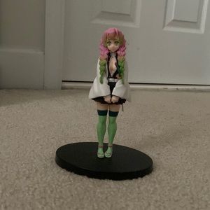 Mitsuri figure